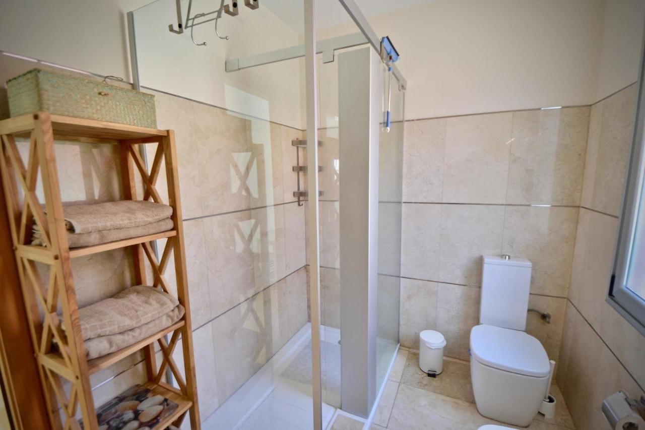 Villa Katarina In Beautiful Tauro With Private Heated Swimming Pool 타우리토 외부 사진